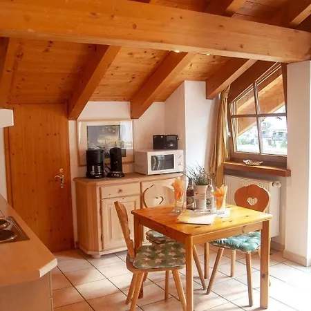 Gaensebluemchen -805- *